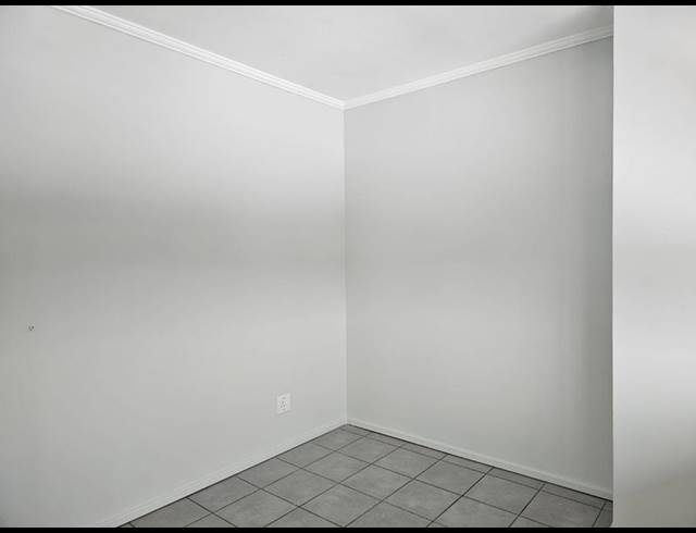 2 BEDROOM PROPERTY TO RENT IN FLORIDA